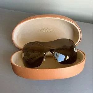 Alviero Martini Women’s Vintage Sunglasses with Case Alviero Martini | Accessories | Alviero Martini Womens  main image 3